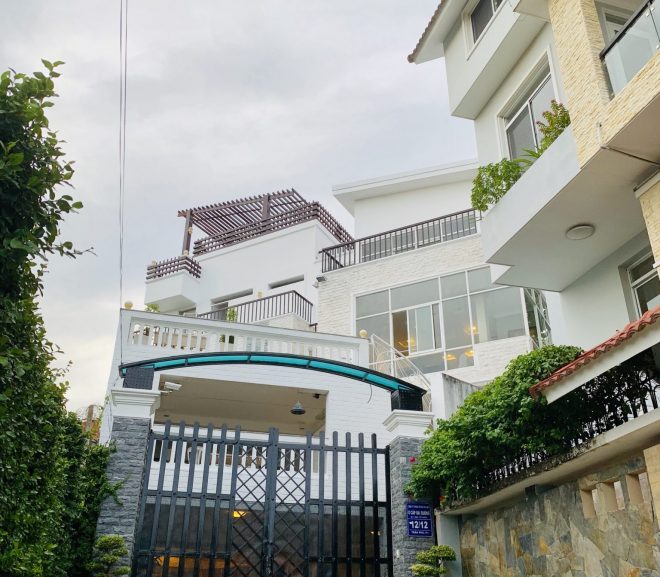 Biệt thự villa Vũng Tàu đường Trần Phú view biển đẹp, gần bãi Trước cho thuê giá rẻ